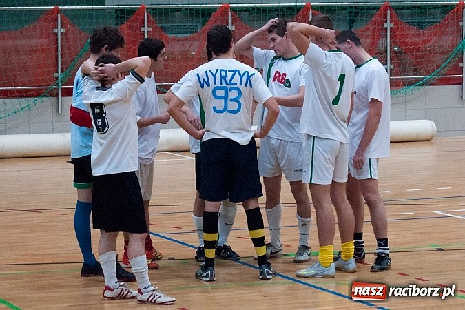 Zdjęcie w galerii na portalu naszraciborz.pl: Dreszczowiec w meczu Feniksa z Bad Boys wiadomości z regionu