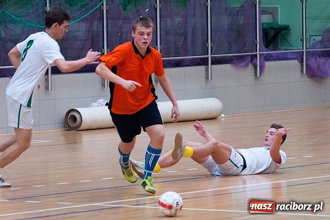 Zdjęcie w galerii na portalu naszraciborz.pl: Dreszczowiec w meczu Feniksa z Bad Boys wiadomości z regionu