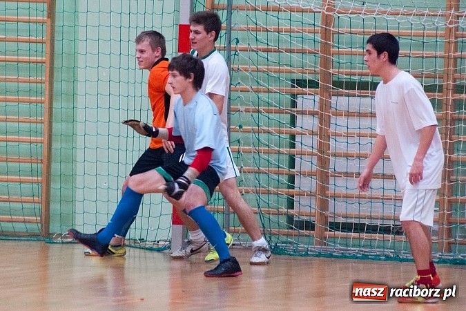 Zdjęcie w galerii na portalu naszraciborz.pl: Dreszczowiec w meczu Feniksa z Bad Boys wiadomości z regionu