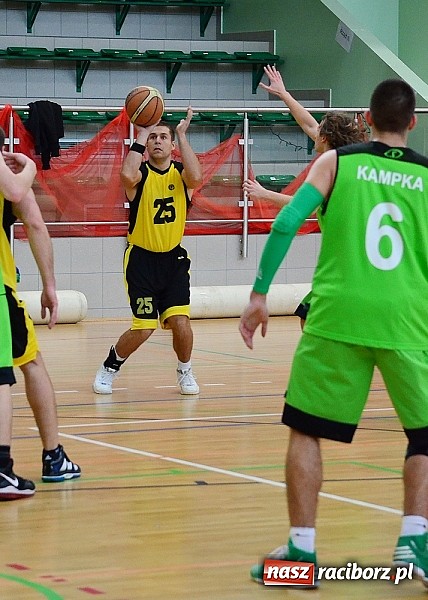 Zdjęcie w galerii na portalu naszraciborz.pl: Mocna pozycja Kamana w fotelu lidera wiadomości z regionu