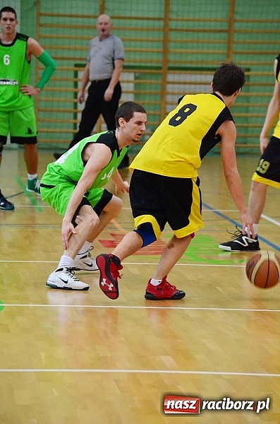 Zdjęcie w galerii na portalu naszraciborz.pl: Mocna pozycja Kamana w fotelu lidera wiadomości z regionu