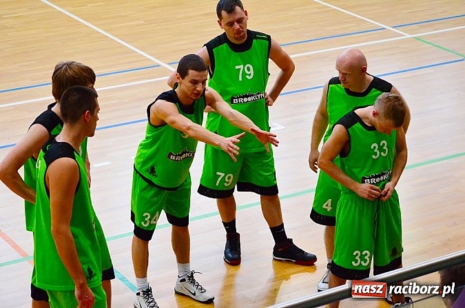 Zdjęcie w galerii na portalu naszraciborz.pl: Mocna pozycja Kamana w fotelu lidera wiadomości z regionu