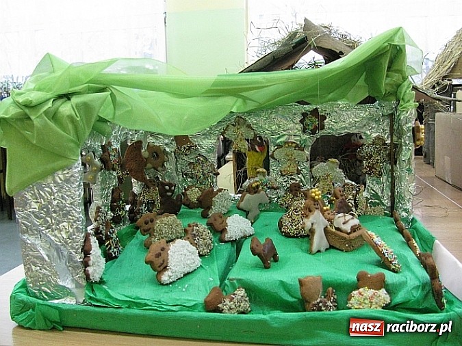 Zdjęcie w galerii na portalu naszraciborz.pl: Powiatowy konkurs Rodzinna Szopka Bożonarodzeniowa wiadomości z regionu