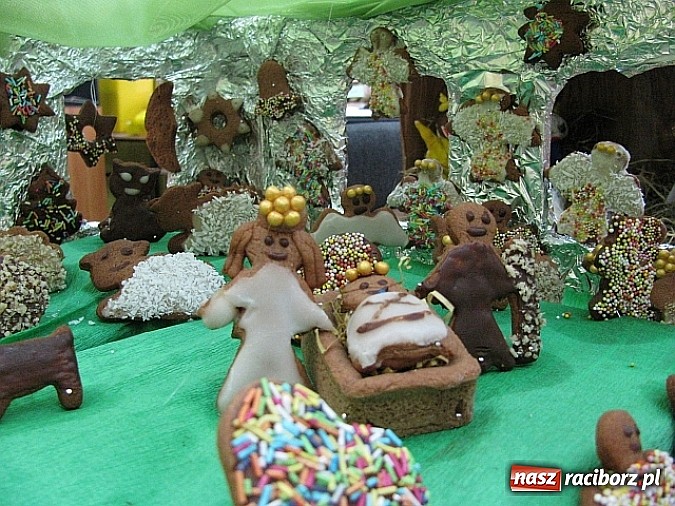 Zdjęcie w galerii na portalu naszraciborz.pl: Powiatowy konkurs Rodzinna Szopka Bożonarodzeniowa wiadomości z regionu
