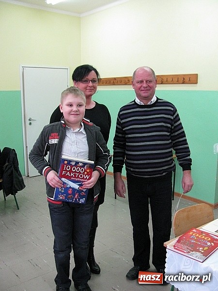 Zdjęcie w galerii na portalu naszraciborz.pl: Powiatowy konkurs Rodzinna Szopka Bożonarodzeniowa wiadomości z regionu