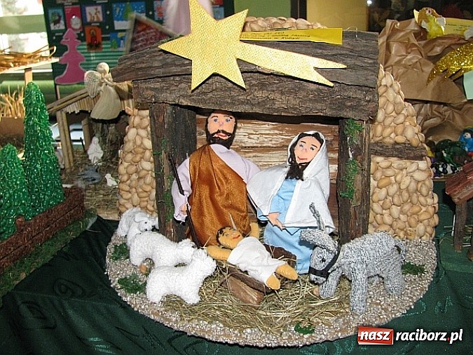 Zdjęcie w galerii na portalu naszraciborz.pl: Powiatowy konkurs Rodzinna Szopka Bożonarodzeniowa wiadomości z regionu