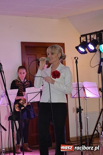 Zdjęcie w galerii na portalu naszraciborz.pl: Family Band wystąpił na Zamku Piastowskim wiadomości z regionu