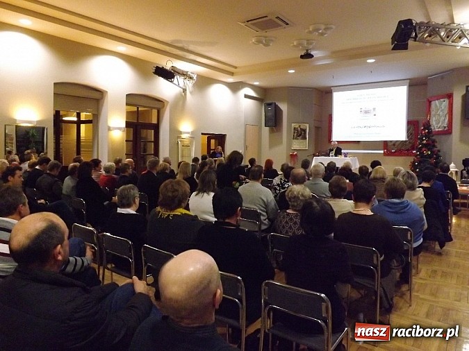 Zdjęcie w galerii na portalu naszraciborz.pl: Tworków: promocja książki o plebiscycie wiadomości z regionu