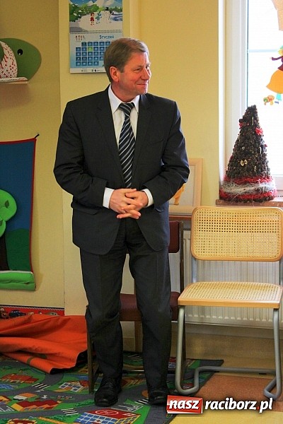 Zdjęcie w galerii na portalu naszraciborz.pl: Przedszkolaki kolędowały w Wojnowicach wiadomości z regionu