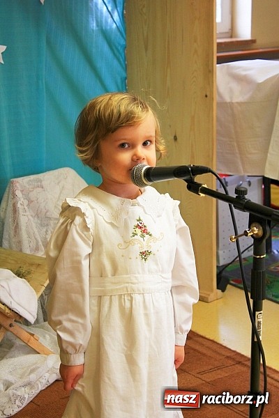 Zdjęcie w galerii na portalu naszraciborz.pl: Przedszkolaki kolędowały w Wojnowicach wiadomości z regionu