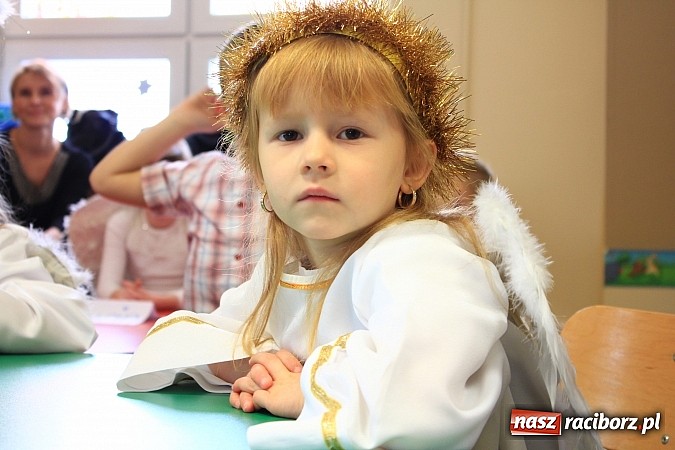 Zdjęcie w galerii na portalu naszraciborz.pl: Przedszkolaki kolędowały w Wojnowicach wiadomości z regionu