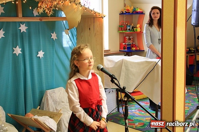 Zdjęcie w galerii na portalu naszraciborz.pl: Przedszkolaki kolędowały w Wojnowicach wiadomości z regionu