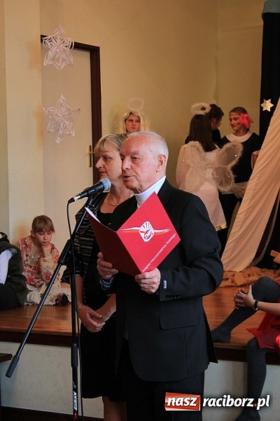 Zdjęcie w galerii na portalu naszraciborz.pl: Noworoczne spotkanie nauczycieli w G5 wiadomości z regionu