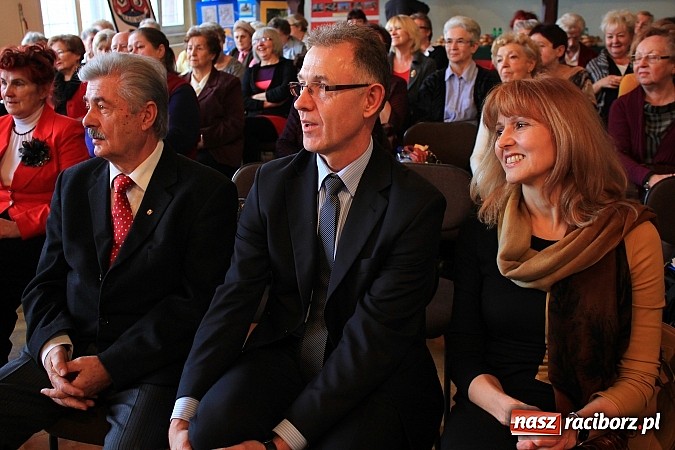 Zdjęcie w galerii na portalu naszraciborz.pl: Noworoczne spotkanie nauczycieli w G5 wiadomości z regionu