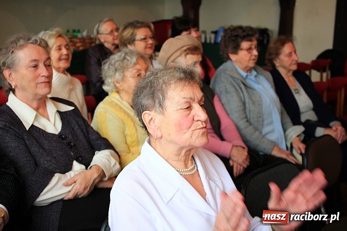 Zdjęcie w galerii na portalu naszraciborz.pl: Noworoczne spotkanie nauczycieli w G5 wiadomości z regionu
