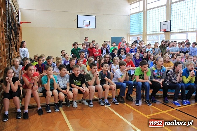 Zdjęcie w galerii na portalu naszraciborz.pl: Damian Janikowski spotkał się z uczniami SP 15. Obiecał, że powalczy o olimpijskie złoto wiadomości z regionu