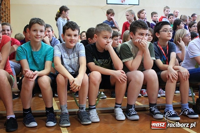 Zdjęcie w galerii na portalu naszraciborz.pl: Damian Janikowski spotkał się z uczniami SP 15. Obiecał, że powalczy o olimpijskie złoto wiadomości z regionu