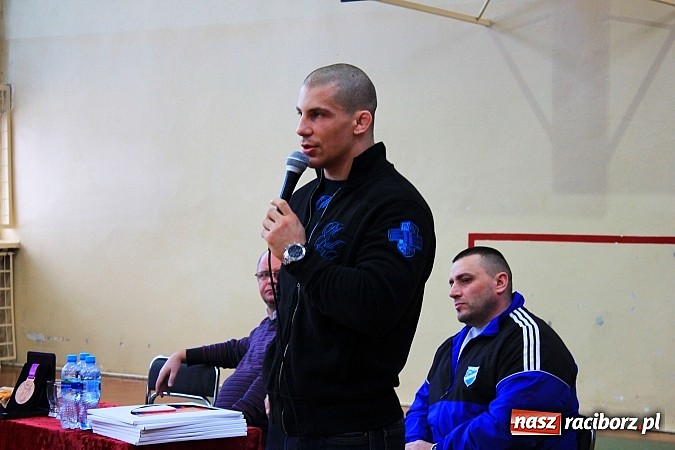 Zdjęcie w galerii na portalu naszraciborz.pl: Damian Janikowski spotkał się z uczniami SP 15. Obiecał, że powalczy o olimpijskie złoto wiadomości z regionu