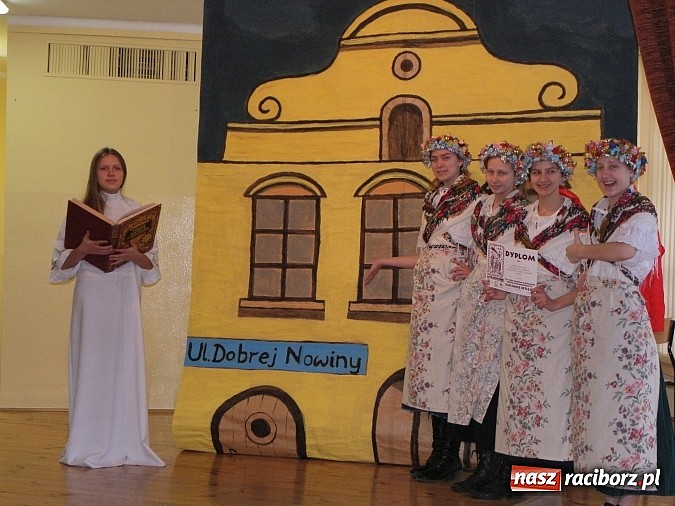 Zdjęcie w galerii na portalu naszraciborz.pl: Promują Racibórz w województwie wiadomości z regionu