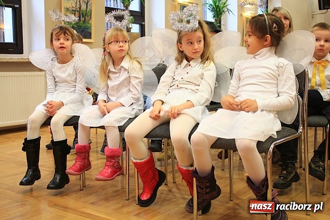 Zdjęcie w galerii na portalu naszraciborz.pl: Bożonarodzeniowy nastrój w Tworkowie wiadomości z regionu