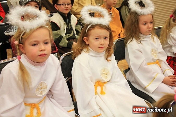 Zdjęcie w galerii na portalu naszraciborz.pl: Bożonarodzeniowy nastrój w Tworkowie wiadomości z regionu