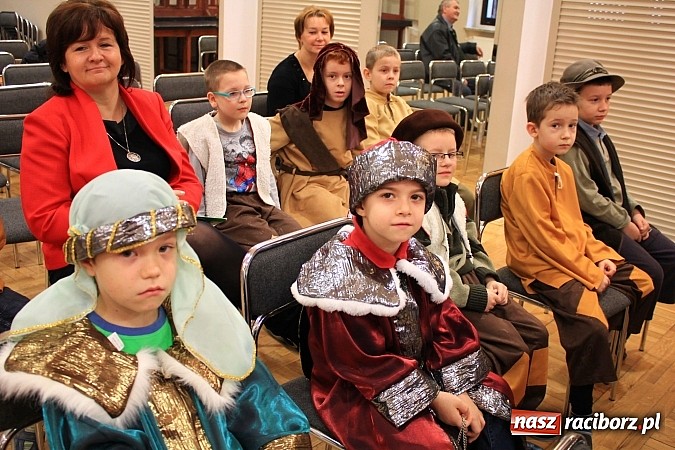 Zdjęcie w galerii na portalu naszraciborz.pl: Bożonarodzeniowy nastrój w Tworkowie wiadomości z regionu