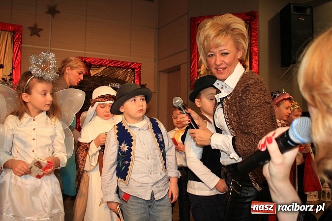 Zdjęcie w galerii na portalu naszraciborz.pl: Bożonarodzeniowy nastrój w Tworkowie wiadomości z regionu