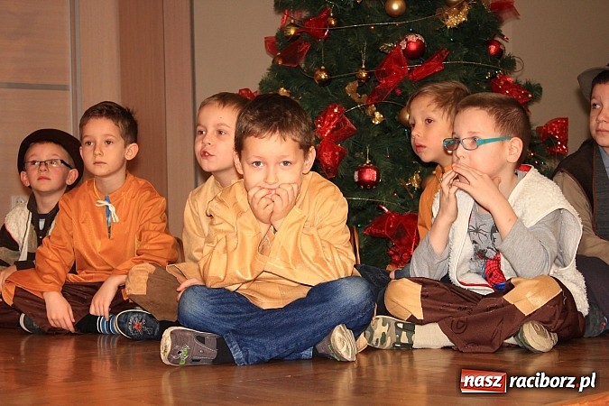 Zdjęcie w galerii na portalu naszraciborz.pl: Bożonarodzeniowy nastrój w Tworkowie wiadomości z regionu