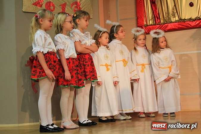 Zdjęcie w galerii na portalu naszraciborz.pl: Bożonarodzeniowy nastrój w Tworkowie wiadomości z regionu