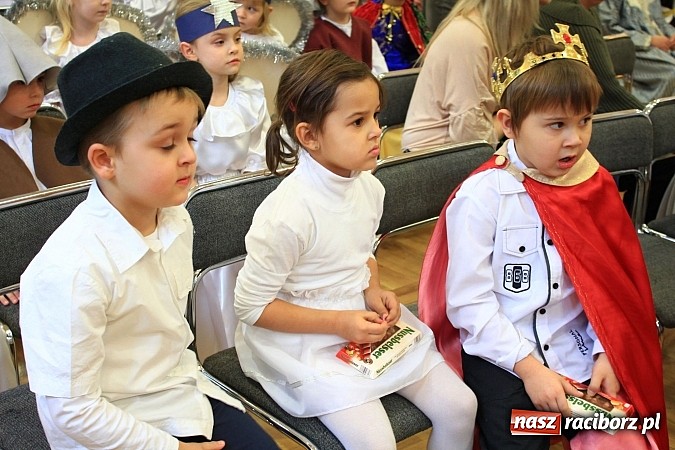 Zdjęcie w galerii na portalu naszraciborz.pl: Bożonarodzeniowy nastrój w Tworkowie wiadomości z regionu