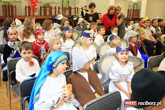 Zdjęcie w galerii na portalu naszraciborz.pl: Bożonarodzeniowy nastrój w Tworkowie wiadomości z regionu