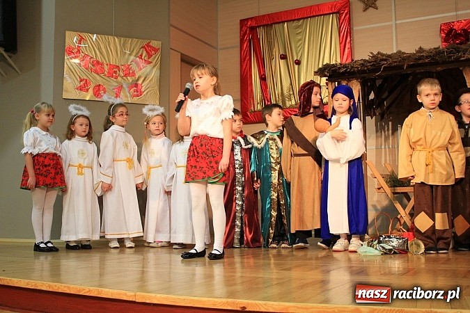 Zdjęcie w galerii na portalu naszraciborz.pl: Bożonarodzeniowy nastrój w Tworkowie wiadomości z regionu