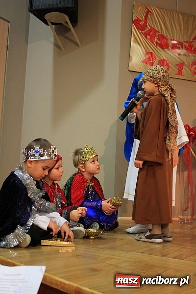 Zdjęcie w galerii na portalu naszraciborz.pl: Bożonarodzeniowy nastrój w Tworkowie wiadomości z regionu