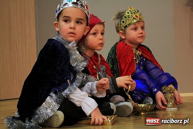 Zdjęcie w galerii na portalu naszraciborz.pl: Bożonarodzeniowy nastrój w Tworkowie wiadomości z regionu