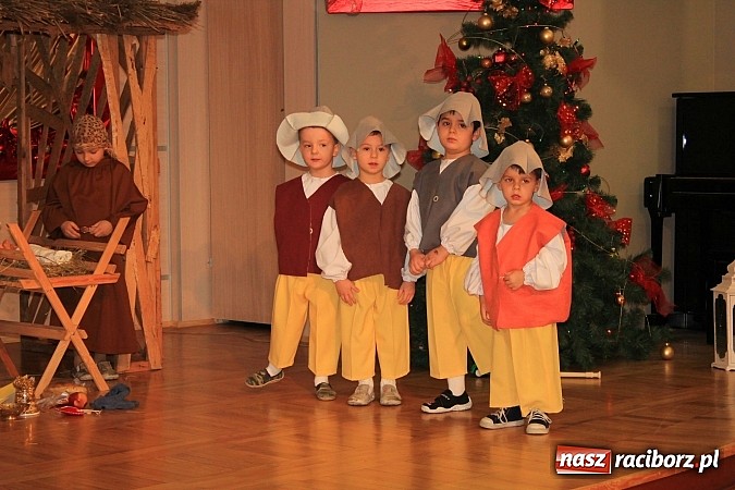 Zdjęcie w galerii na portalu naszraciborz.pl: Bożonarodzeniowy nastrój w Tworkowie wiadomości z regionu