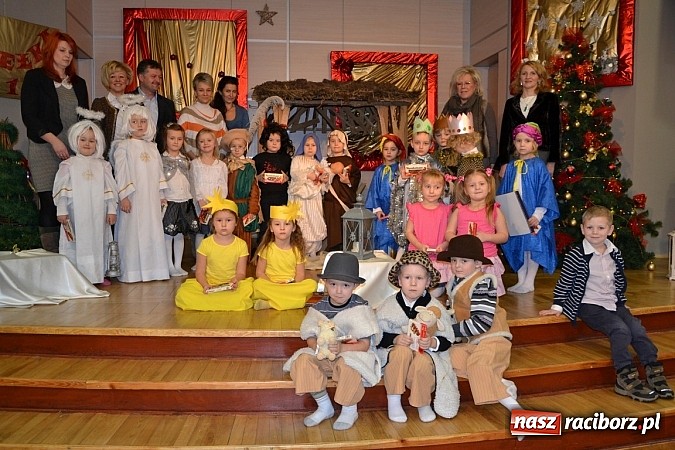 Zdjęcie w galerii na portalu naszraciborz.pl: Bożonarodzeniowy nastrój w Tworkowie wiadomości z regionu