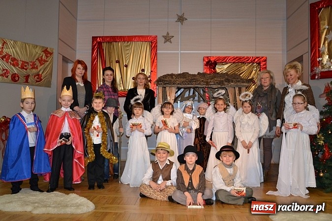 Zdjęcie w galerii na portalu naszraciborz.pl: Bożonarodzeniowy nastrój w Tworkowie wiadomości z regionu