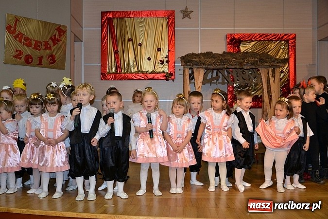 Zdjęcie w galerii na portalu naszraciborz.pl: Bożonarodzeniowy nastrój w Tworkowie wiadomości z regionu