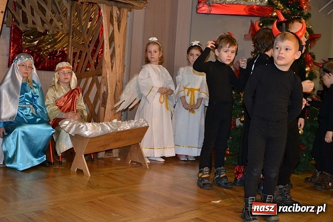 Zdjęcie w galerii na portalu naszraciborz.pl: Bożonarodzeniowy nastrój w Tworkowie wiadomości z regionu