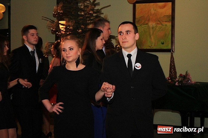 Zdjęcie w galerii na portalu naszraciborz.pl: 100 dni do matury, czyli studniówka raciborskiego Mechanika w Amadeusie wiadomości z regionu