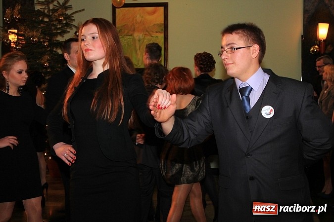 Zdjęcie w galerii na portalu naszraciborz.pl: 100 dni do matury, czyli studniówka raciborskiego Mechanika w Amadeusie wiadomości z regionu