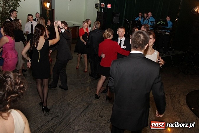 Zdjęcie w galerii na portalu naszraciborz.pl: 100 dni do matury, czyli studniówka raciborskiego Mechanika w Amadeusie wiadomości z regionu