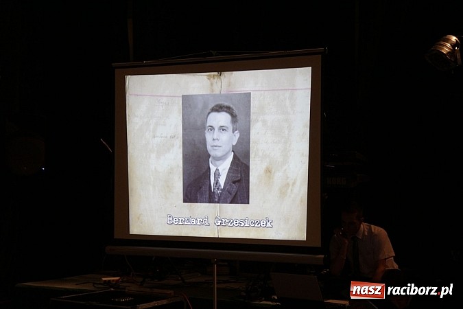 Zdjęcie w galerii na portalu naszraciborz.pl: 100 dni do matury, czyli studniówka raciborskiego Mechanika w Amadeusie wiadomości z regionu