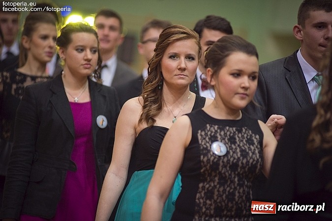 Zdjęcie w galerii na portalu naszraciborz.pl: Bal maturalny II LO im. Adama Mickiewicza wiadomości z regionu