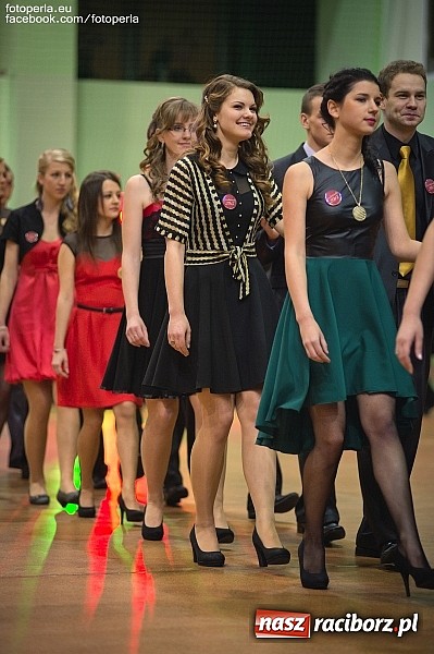 Zdjęcie w galerii na portalu naszraciborz.pl: Bal maturalny II LO im. Adama Mickiewicza wiadomości z regionu