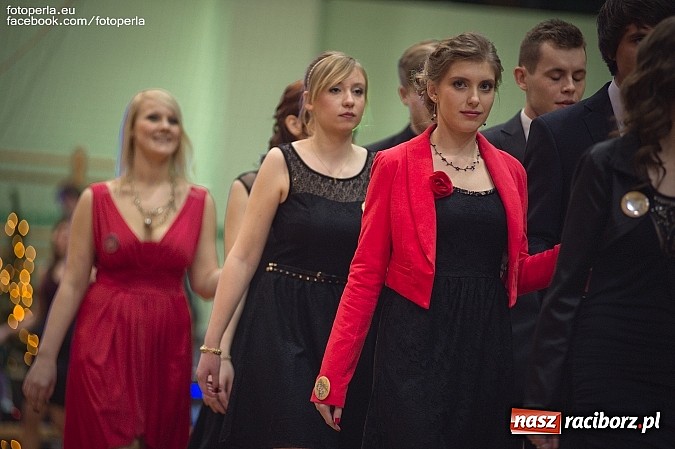 Zdjęcie w galerii na portalu naszraciborz.pl: Bal maturalny II LO im. Adama Mickiewicza wiadomości z regionu