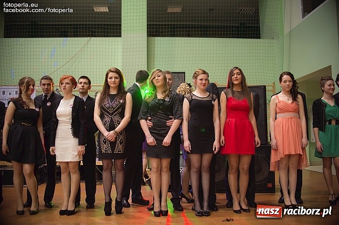 Zdjęcie w galerii na portalu naszraciborz.pl: Bal maturalny II LO im. Adama Mickiewicza wiadomości z regionu