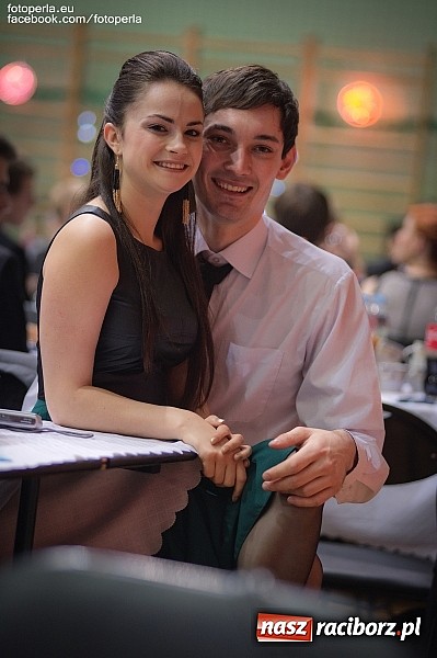 Zdjęcie w galerii na portalu naszraciborz.pl: Bal maturalny II LO im. Adama Mickiewicza wiadomości z regionu