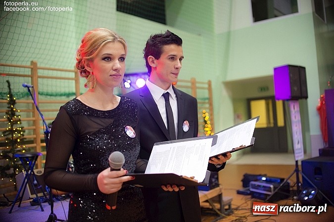 Zdjęcie w galerii na portalu naszraciborz.pl: Bal maturalny II LO im. Adama Mickiewicza wiadomości z regionu