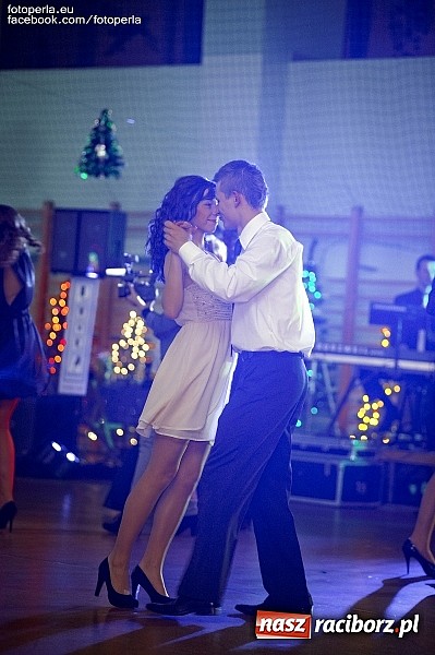 Zdjęcie w galerii na portalu naszraciborz.pl: Bal maturalny II LO im. Adama Mickiewicza wiadomości z regionu